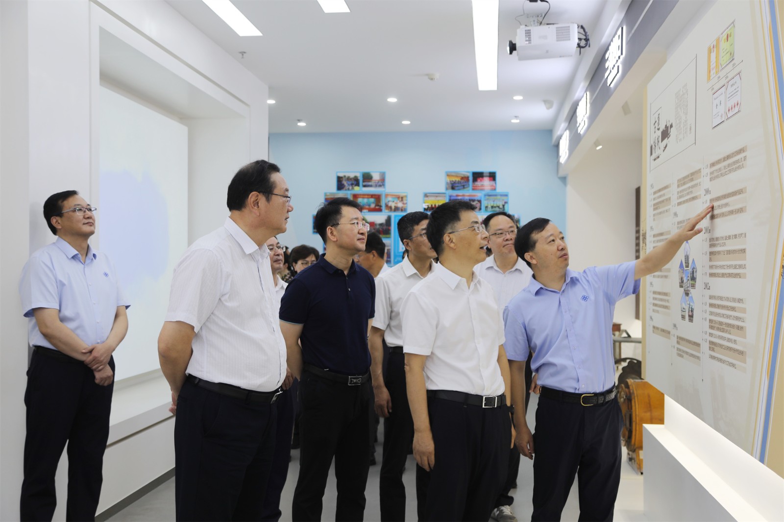 222.jpg 222.jpg